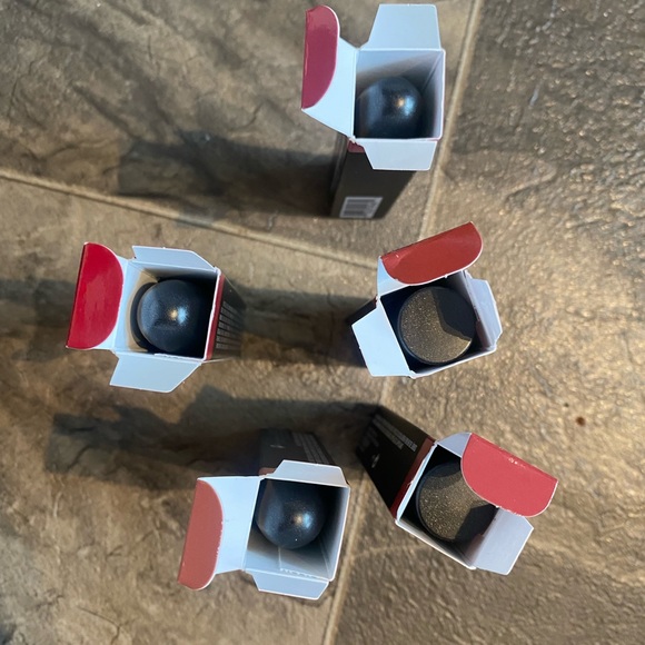 MAC cosmetics lip make up NEW! 5 pack - Picture 3 of 3